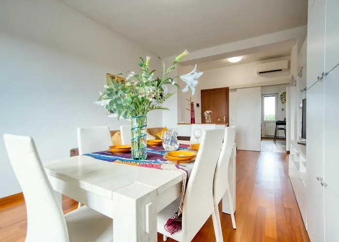 Guesthost - Casa Parkview! Apartament Mediolan